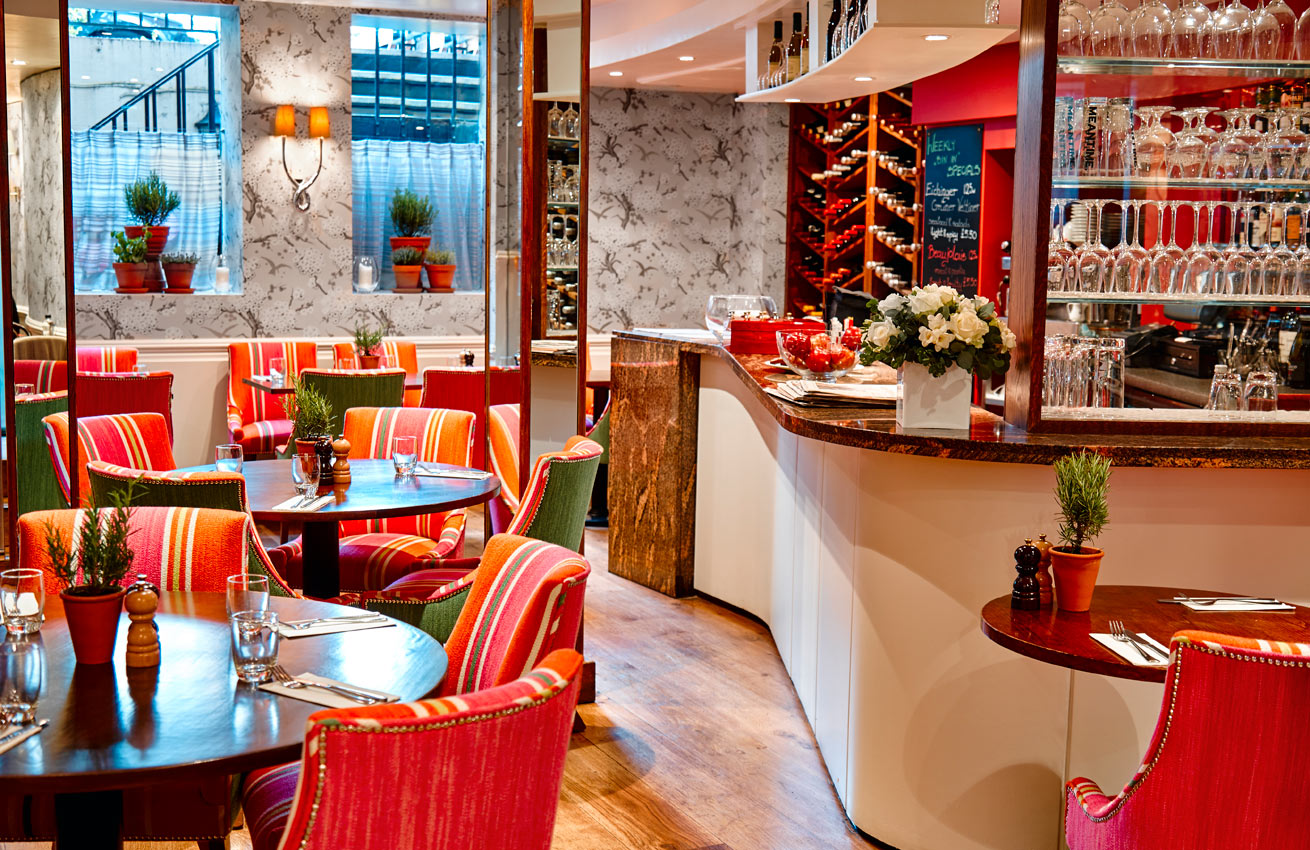 the metro restaurant at The Levin Hotel